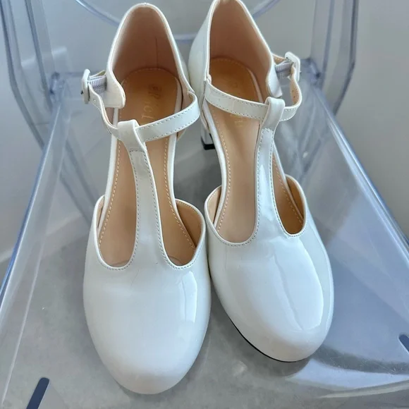 White Patent Leather T-Strap Mary Jane’s - Picture 2 of 8